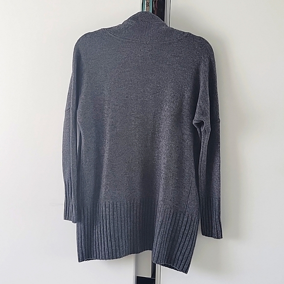 Aritzia Sunday Best Lenox Cardigan - Picture 5 of 8